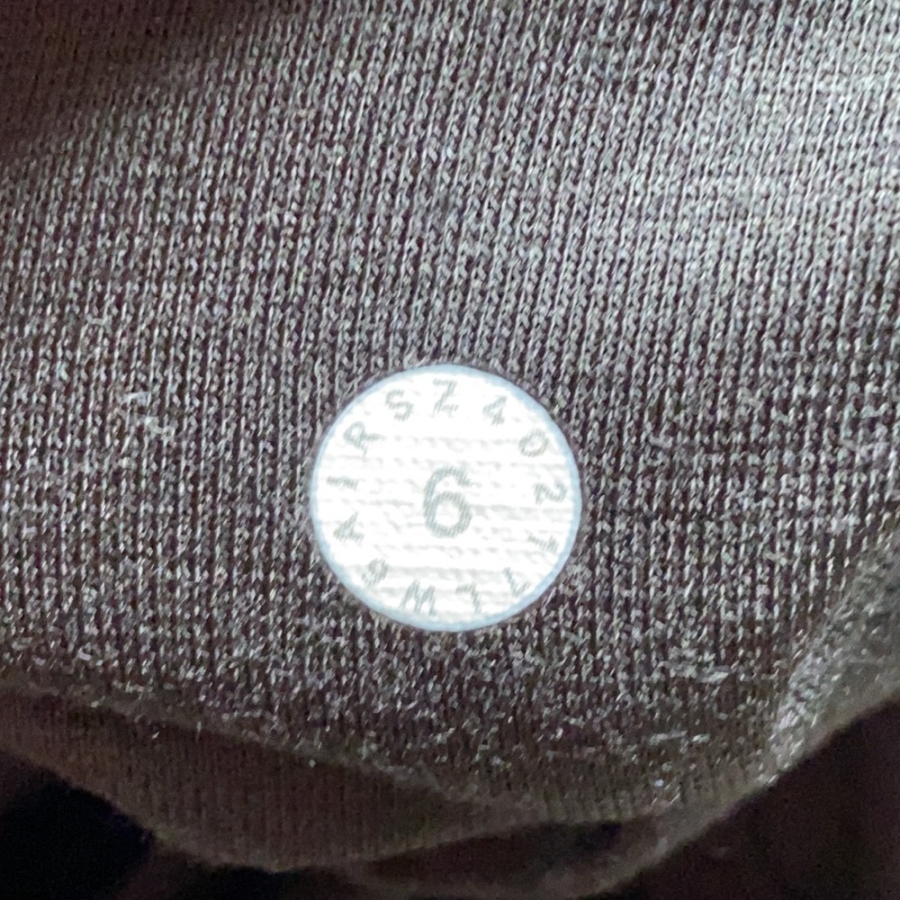 Lululemon Black Ornate Eyelet Crop Leggings W6AIRS - Picture 8 of 14